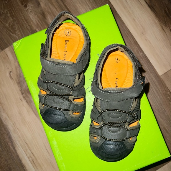 Boys outdoor shoe - size 9 - Picture 4 of 7